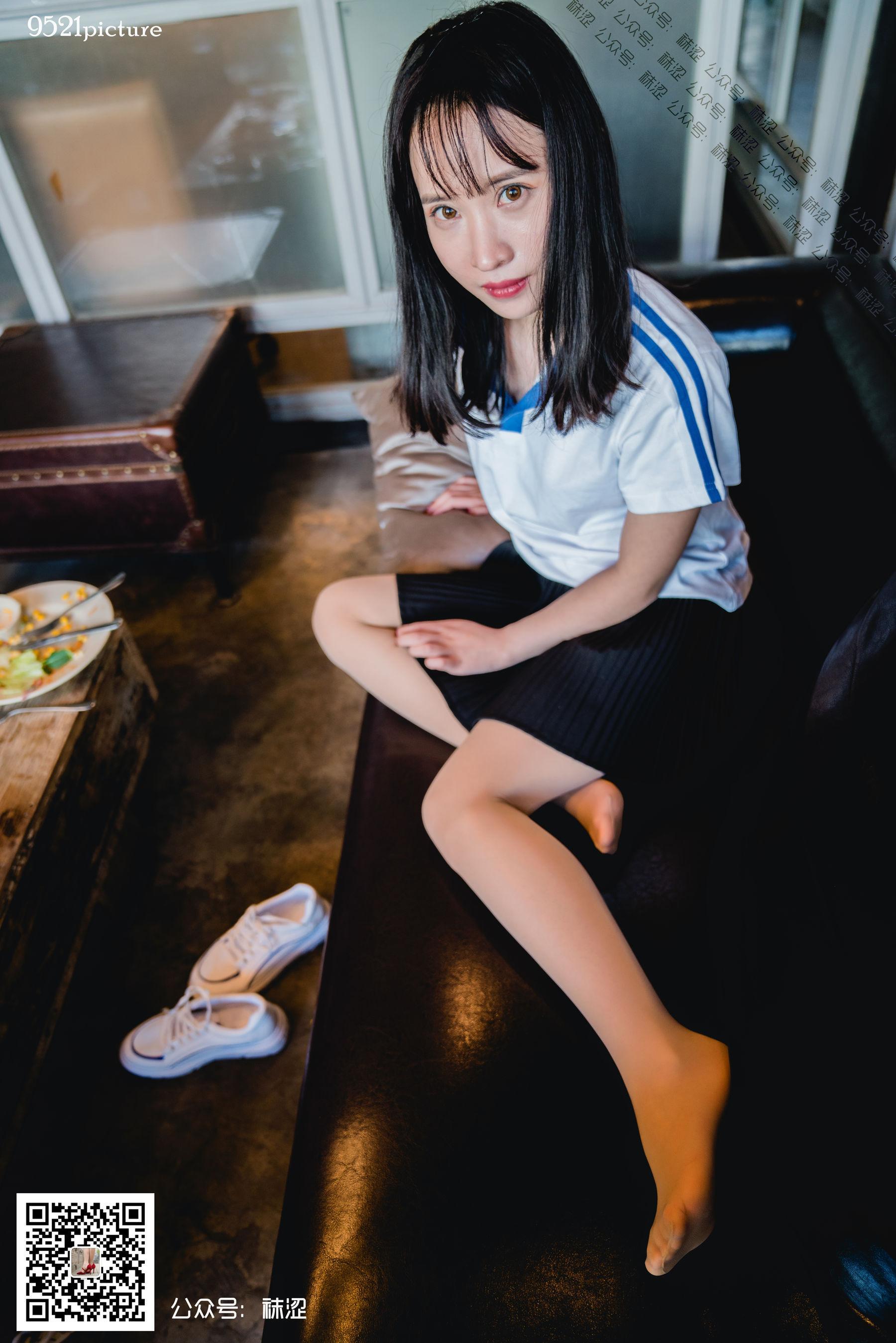 [袜涩] VOL.030 Amanda – 学生制服(37)