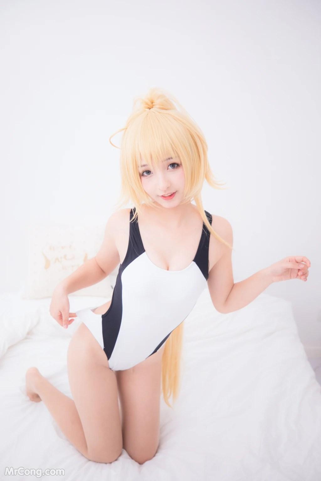 Coser@神楽坂真冬 Vol.036: 电子相册-白贞德《Swimingthedrea》(150 photos)(75)