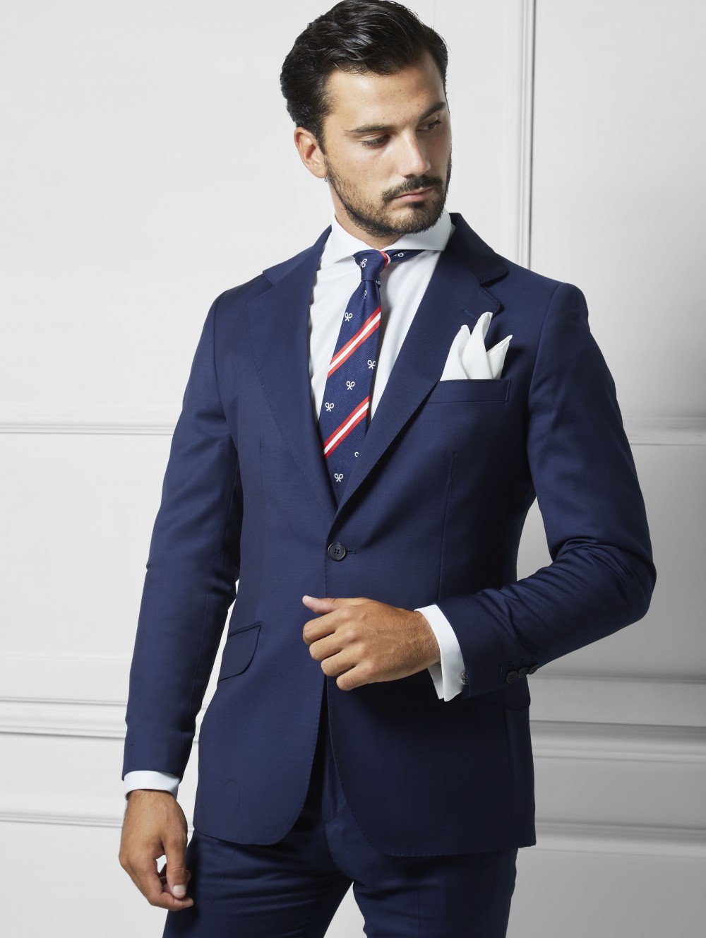 MALE MODELS IN SUITS: MANU MORAL for SILBÓN