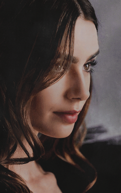 Lily Collins - Page 2 KnnLBi6H_o