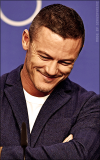 Luke Evans LInDx5Jm_o