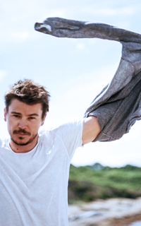  Josh Hartnett QWJvA4K9_o