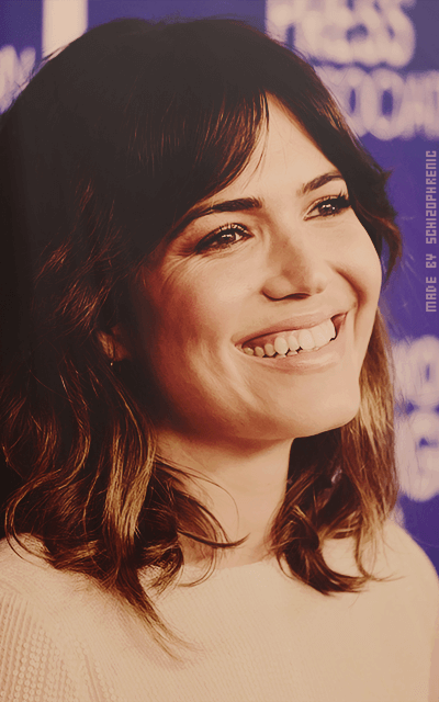 Mandy Moore 4LMmgBpQ_o