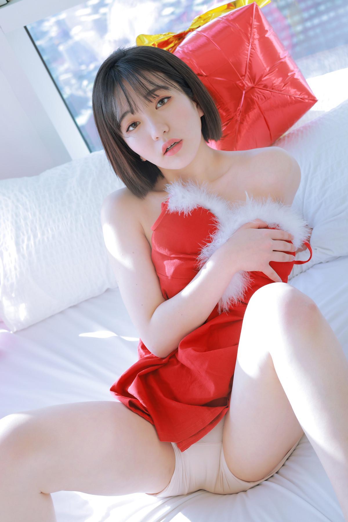 Sehee 세희, Photobook Vol.11 ‘Christmas’ Set.02(21)