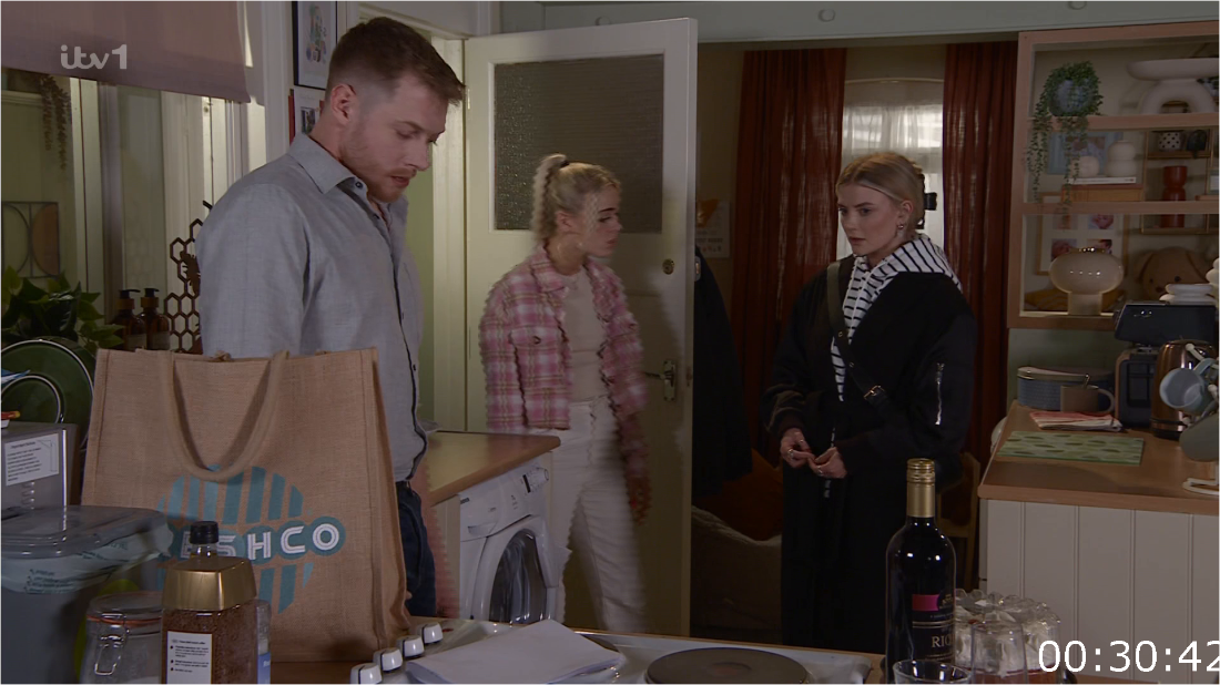 Coronation street 11th 2024 [1080p] JwcmS5k7_o