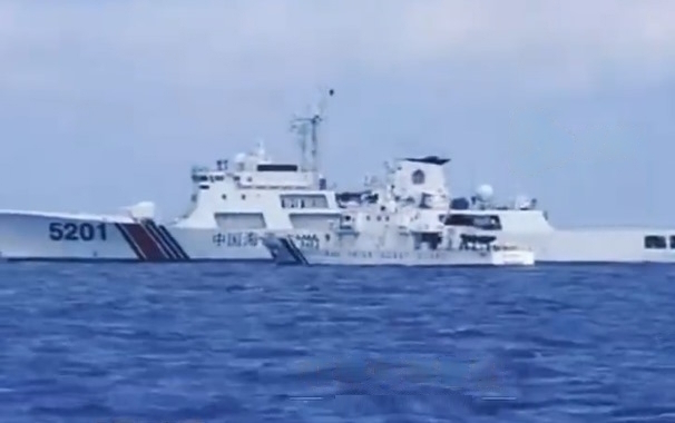 Tense Face-Off: Philippines Confronts China Over Sea Claims
 – News24.my