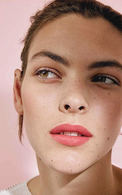 Vittoria Ceretti - Page 2 NIplIvih_o