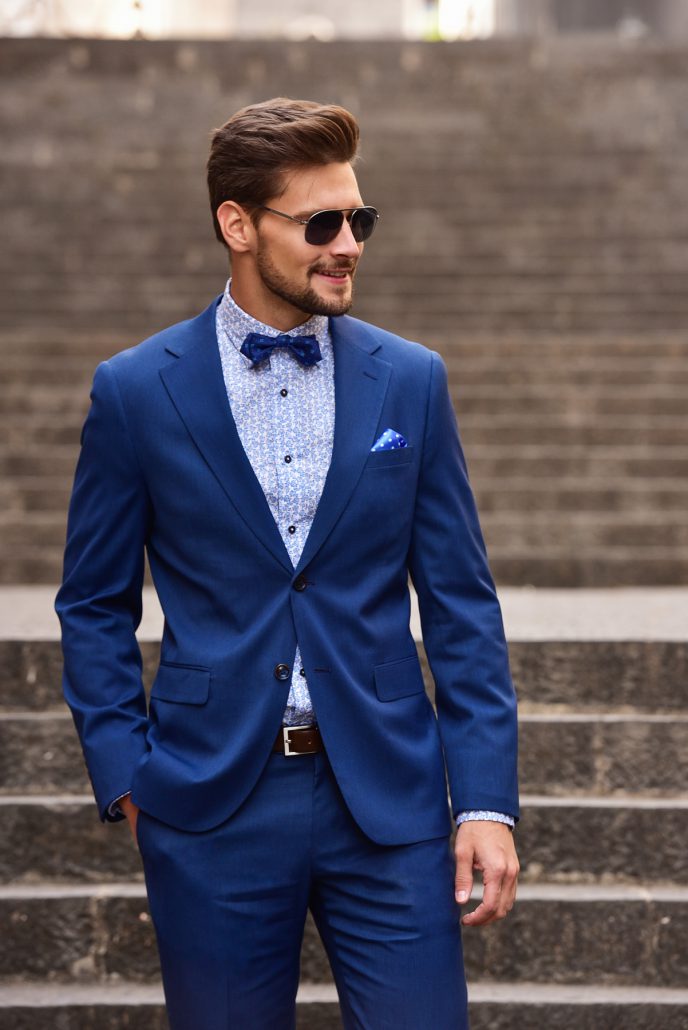 MALE MODELS IN SUITS: Kamil Nizinski for PAWO