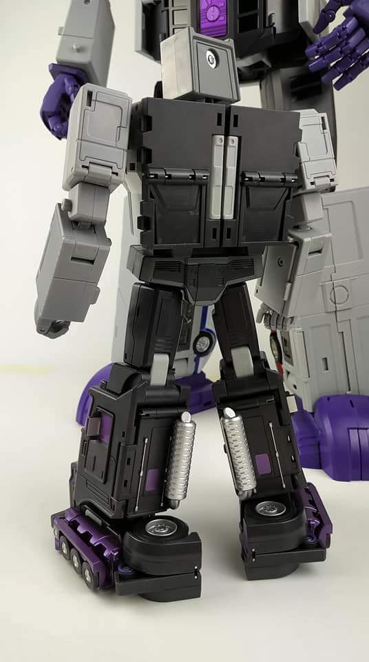 [DX9toys] Produit Tiers - Jouet Attila (D13 à D17) - aka Menasor/Menaseur (Stunticons) - Page 3 GV6TDW3p_o