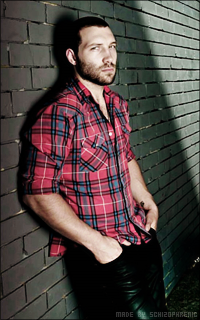 Jai Courtney 6QZ8zVIX_o