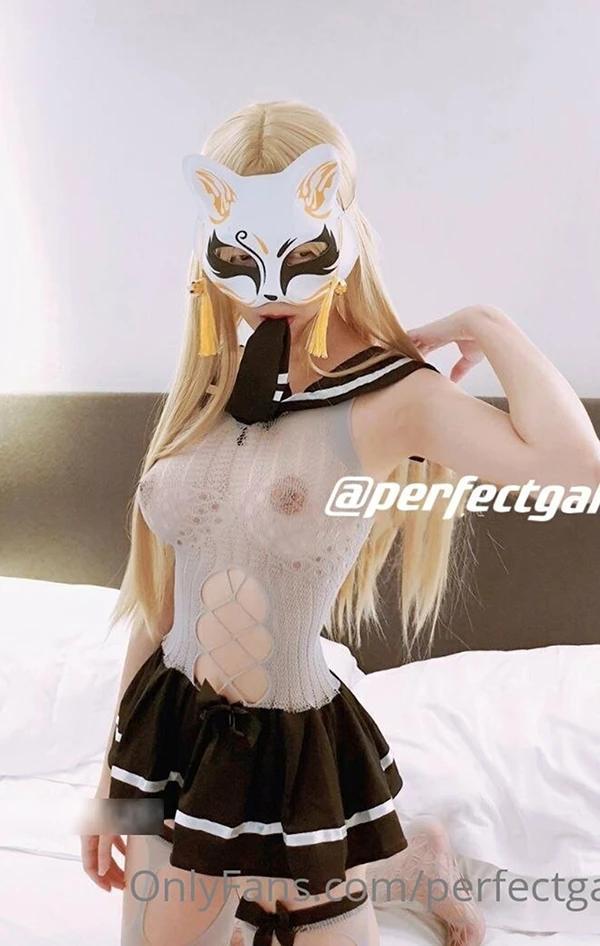 福利姬PerfectGal 调教私拍尺度人体图集(12)