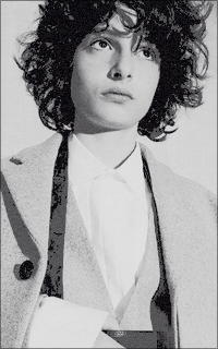 Finn Wolfhard AyqXARsv_o