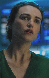 Katie McGrath - Page 2 IwHo2v5o_o