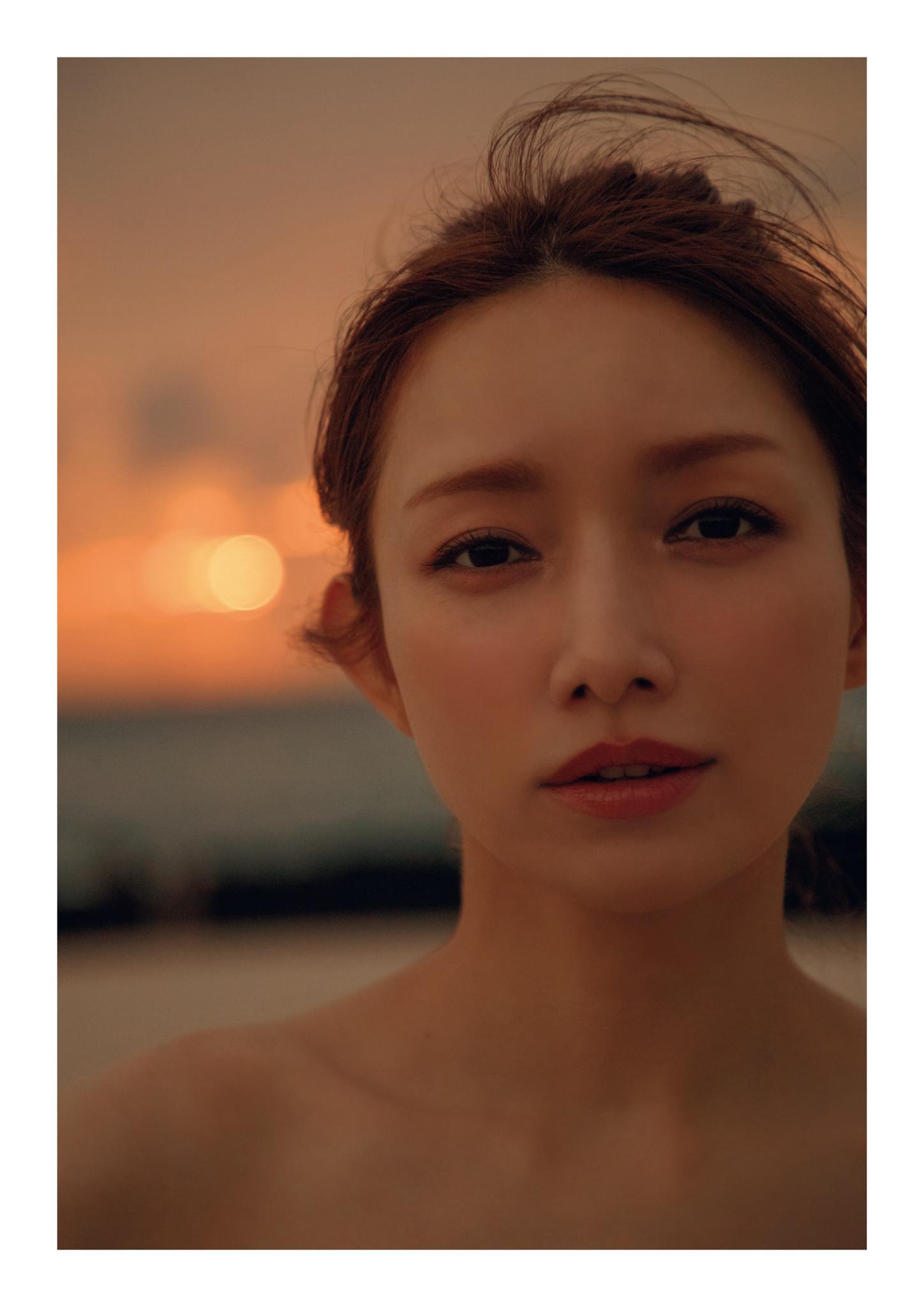 Maki Goto 後藤真希, 写真集 「Flos」 電子版だけの特典カット付き Set.03(7)