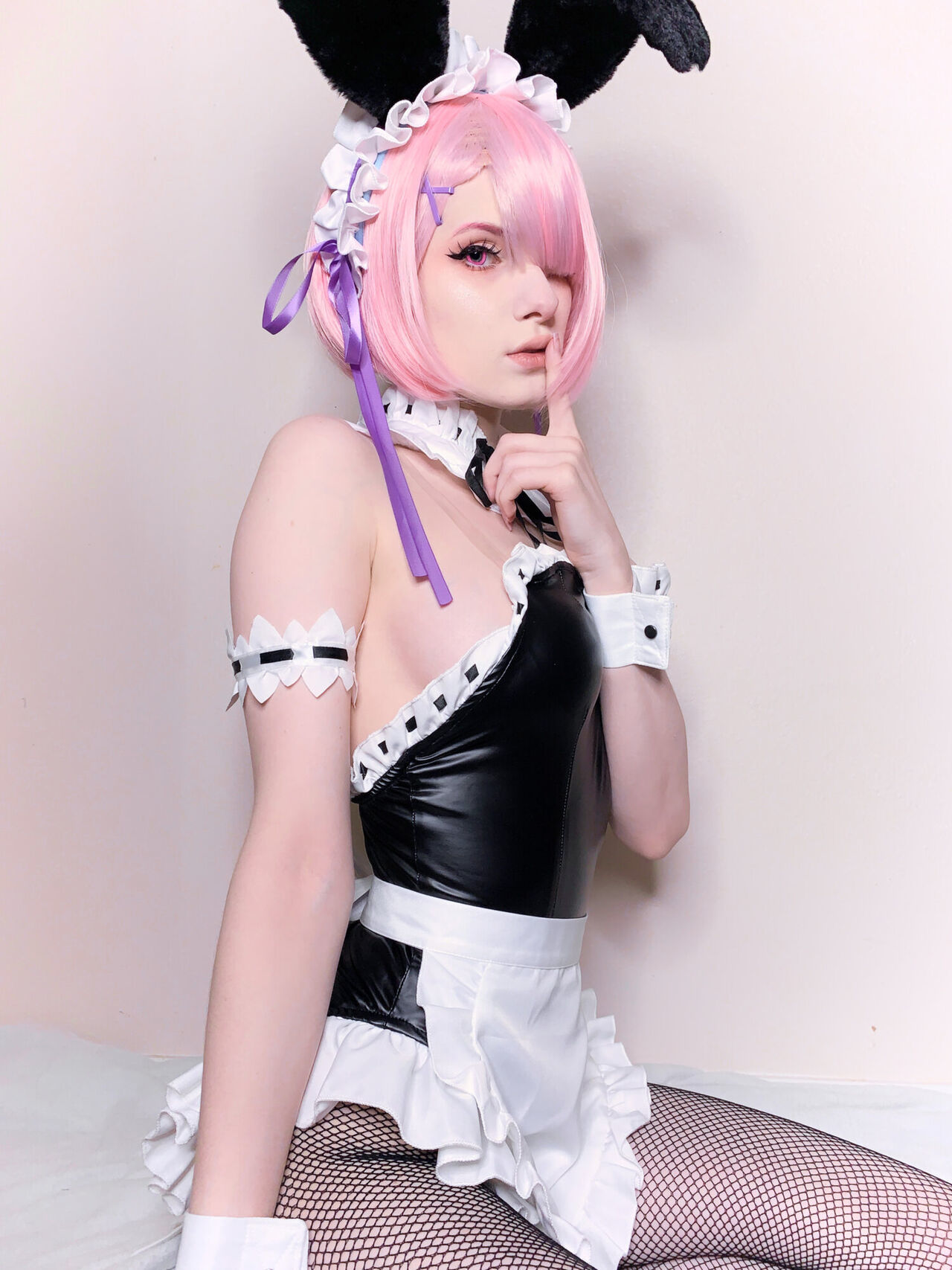 Bunni Lynn - Bunny Suit Ram