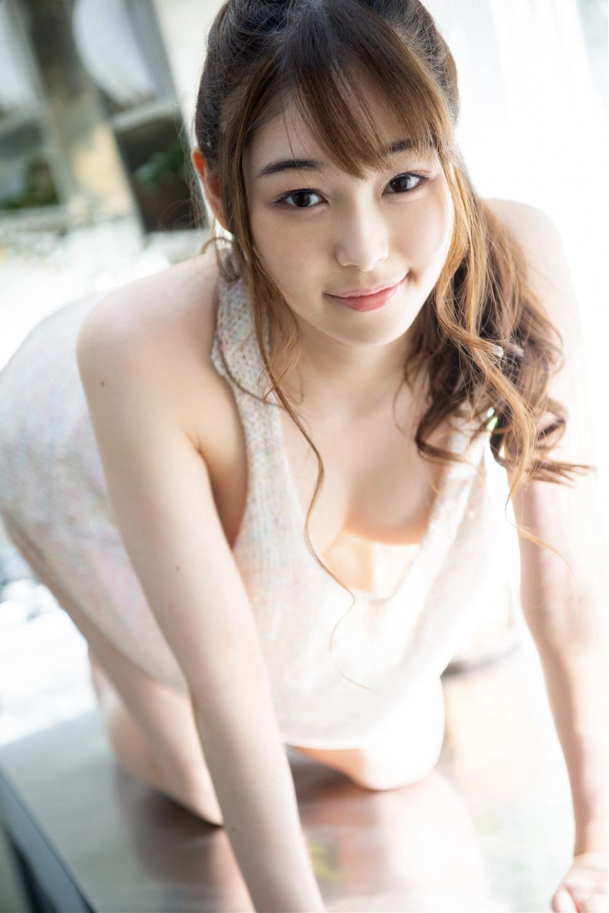 Yua Mikami 三上悠亜, Amin Niina 新名あみん, 週刊ポストデジタル写真集 GRAPHIS傑作選 今いちばん美しいヌード(18)