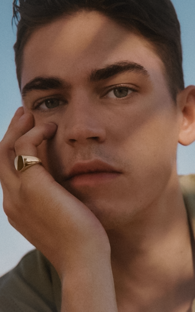 Hero Fiennes-Tiffin Y2vSYGAb_o