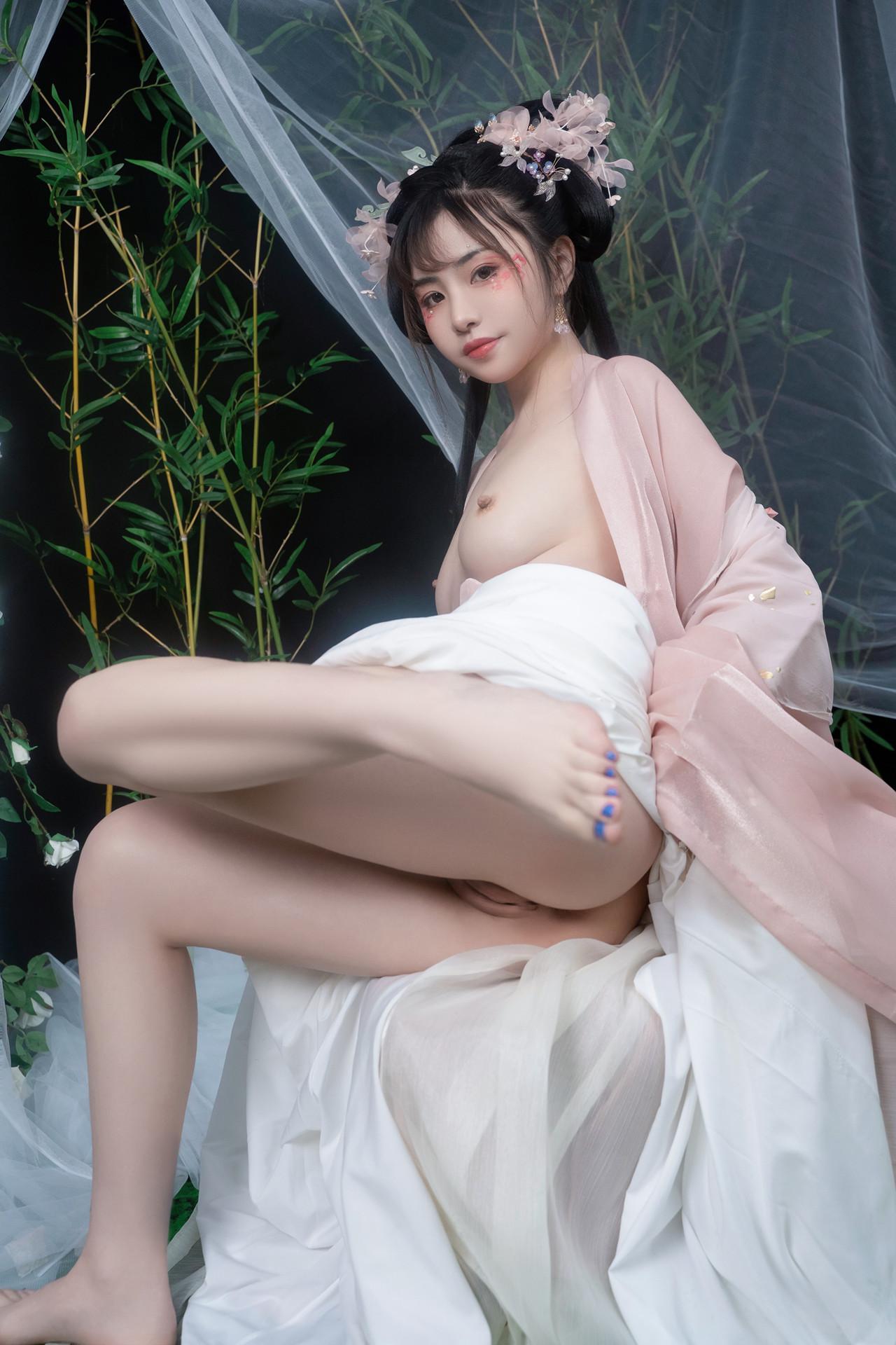 Nekokoyoshi 爆机少女喵小吉, 写真集 清平乐(41)