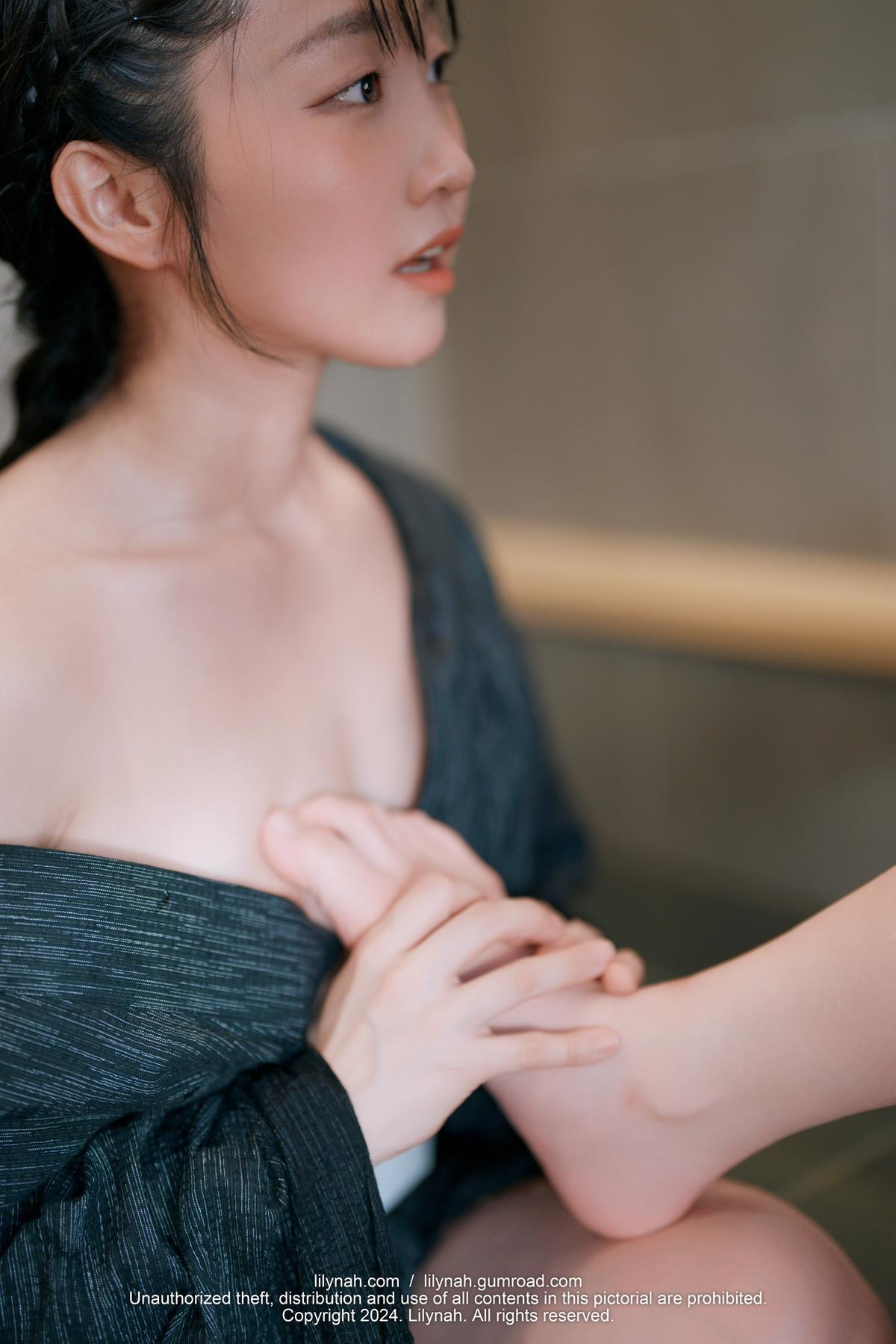Inah 이나, Suki すき, Lilynah Vol.02 The Handmaiden Set.01(32)