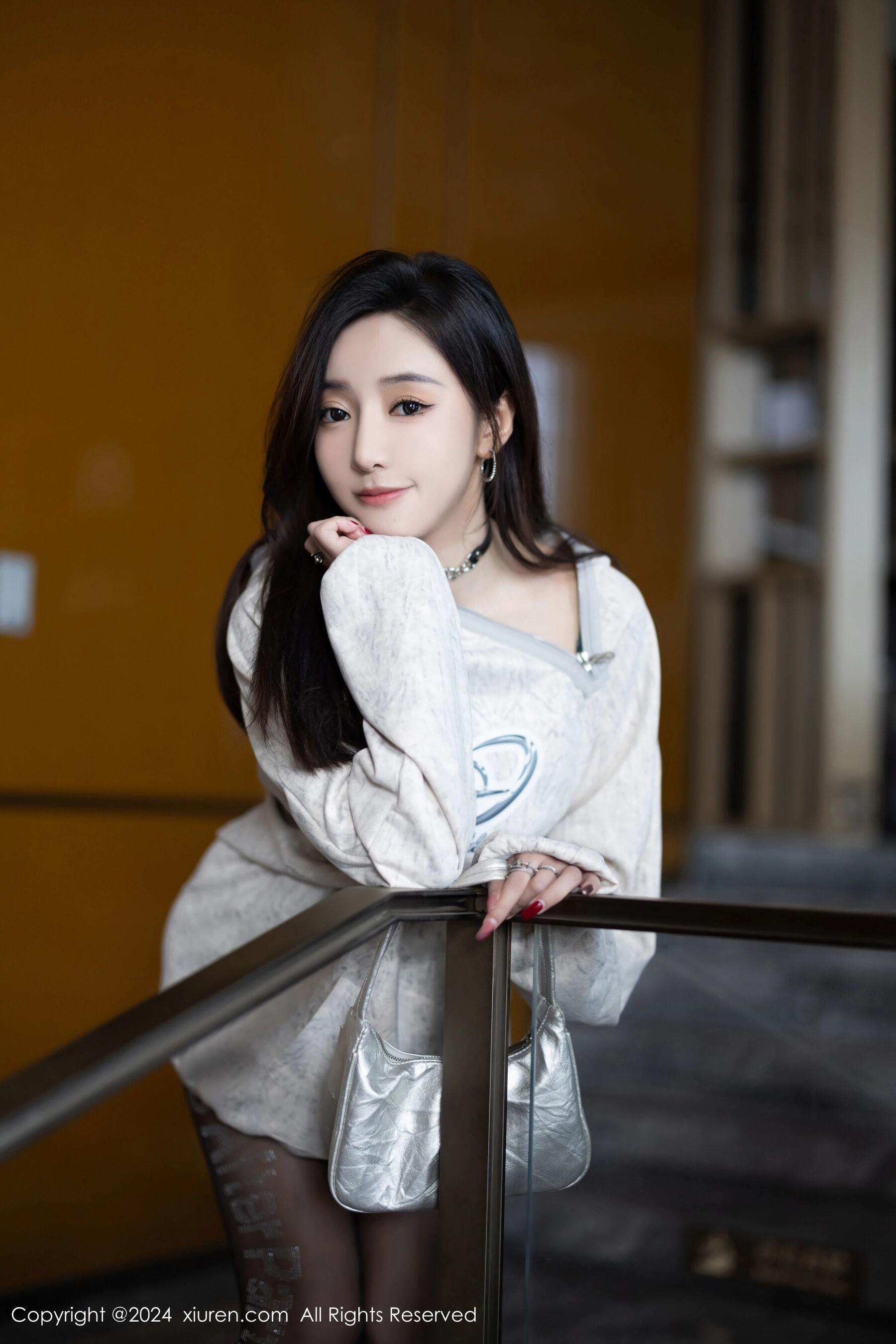 秀人网 Vol. 8135 王馨瑶yanni(5)