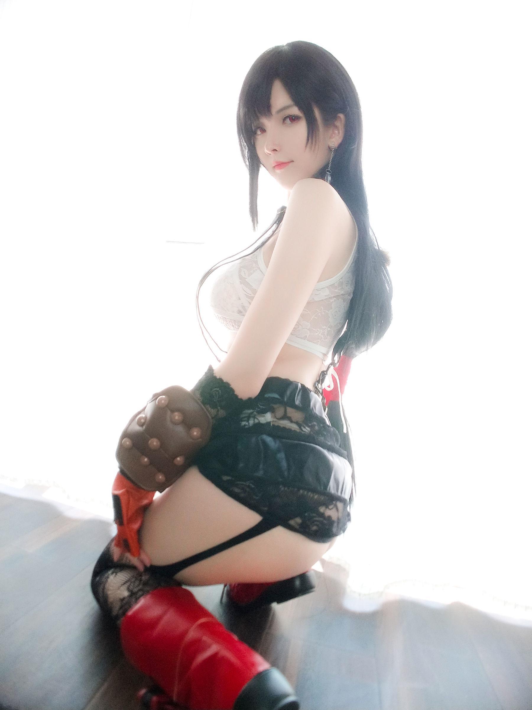 [网红Coser] 一小央泽 《蒂法同人》 写真集(21)