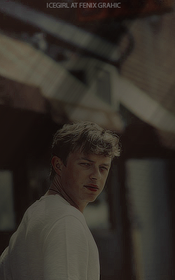 Dane DeHaan XBj2xFCh_o