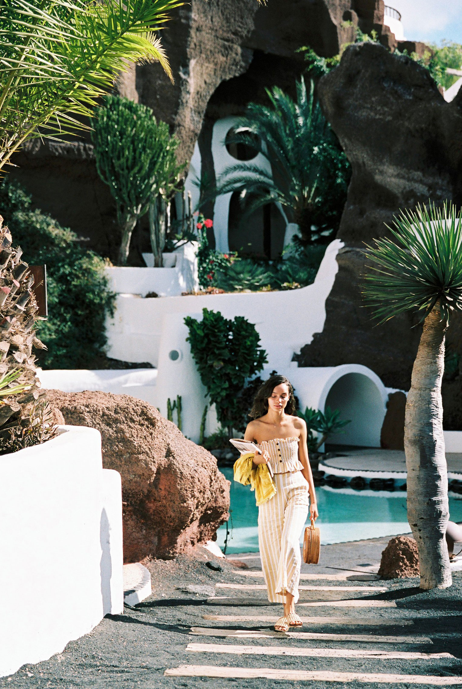 Luma Grothe by Cameron Hammond / Faithfull the Brand summer 2019 Коллекция купальников и пляжной одежды Faithfull the Brand, лето 2019 / фото 42