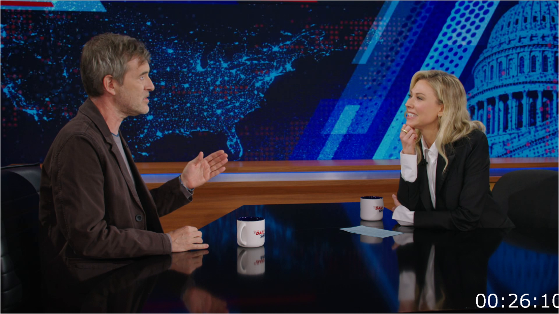 The Daily Show (2024-08-14) Mark Duplass [1080p] (H264) EK5R49b4_o