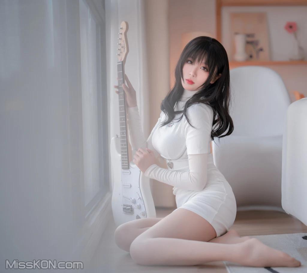 Coser@轩萧学姐: 吉他妹妹肉丝 Ukelele Sister (61 photos)(6)