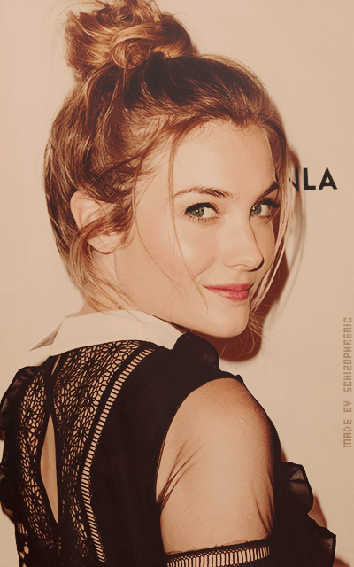 Skyler Samuels TdYTwaMx_o