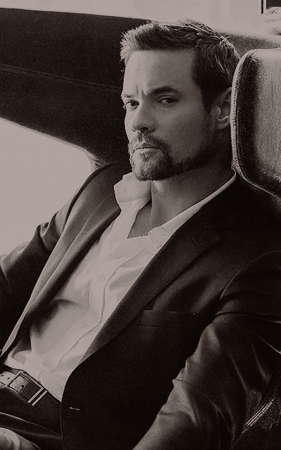 Shane West DUTlJWnO_o