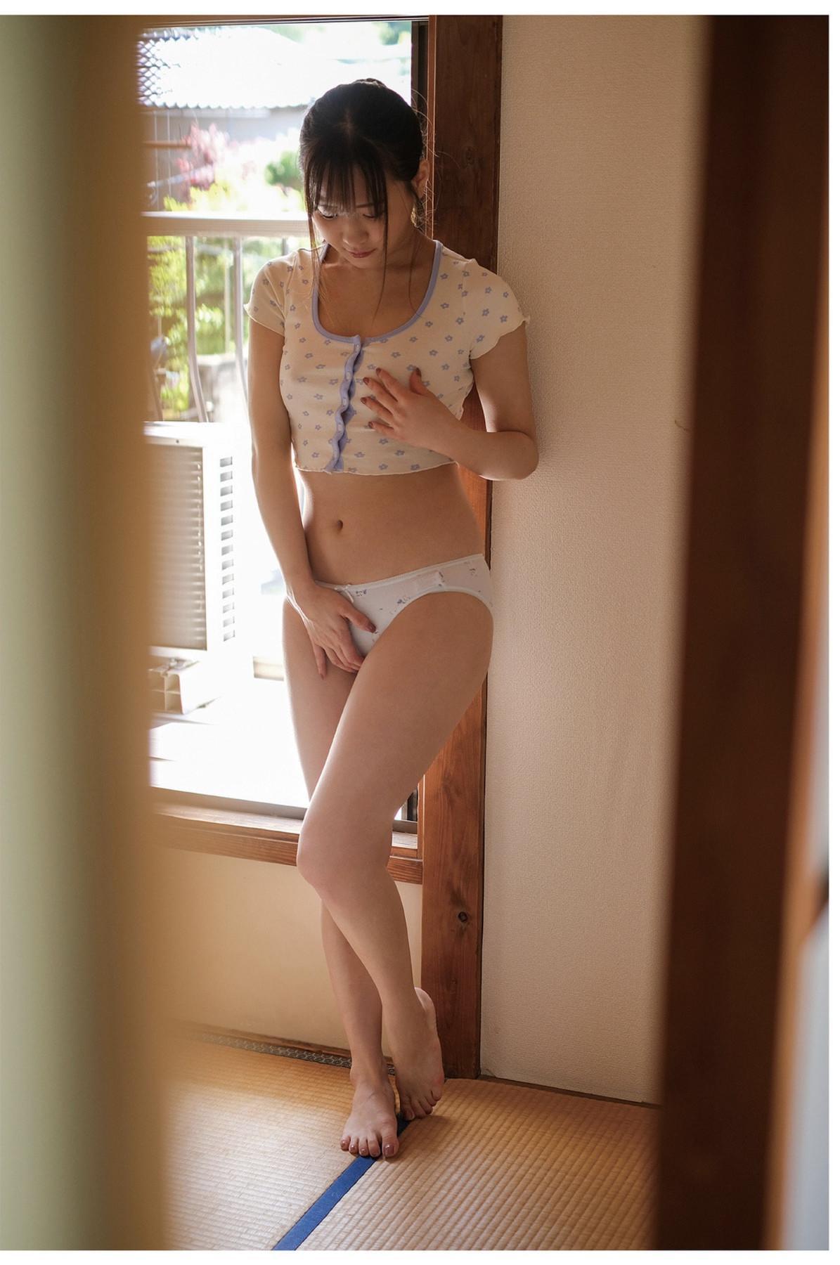 Narumi Hirose 広瀬なるみ, ヌード写真集 『風に包まれて』 Set.05(12)