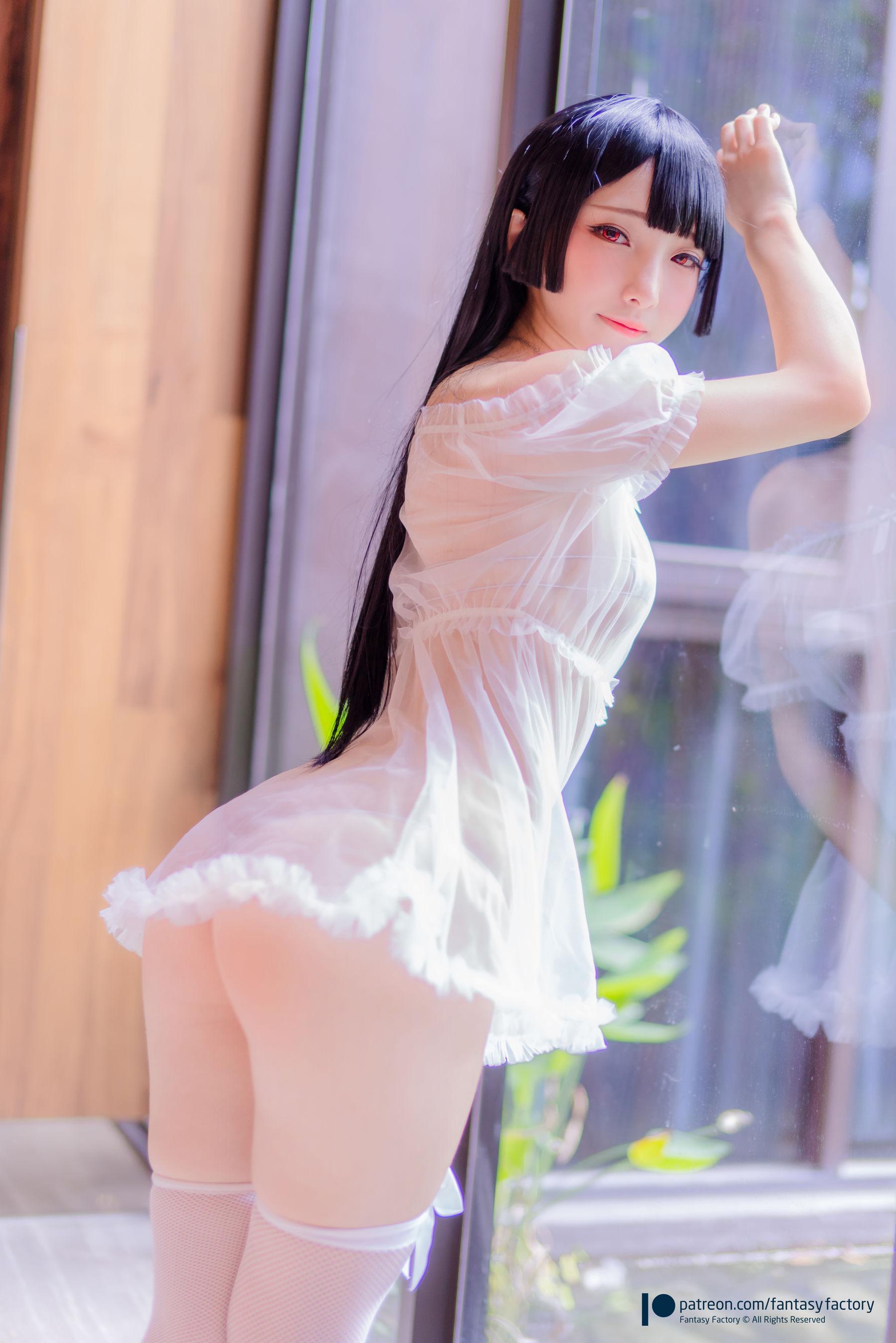 [Cosplay] 小丁 《Fantasy Factory》 黑白 薄纱 网袜 写真集(40)