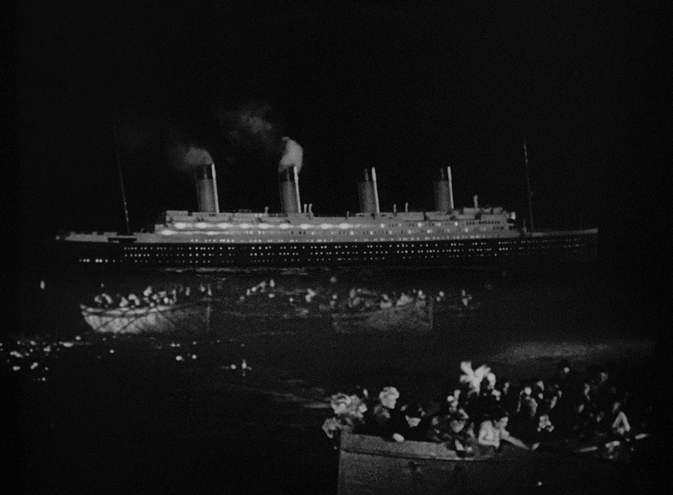 Крушение титаника дата. Титаник 1943. Гибель Титаника фильм 1943. Кадры Титаника 1912. Титаник 1912 год фильм.