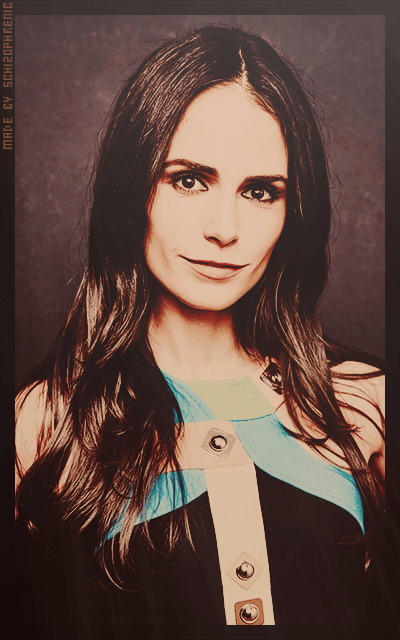 Jordana Brewster OxI3TL0z_o