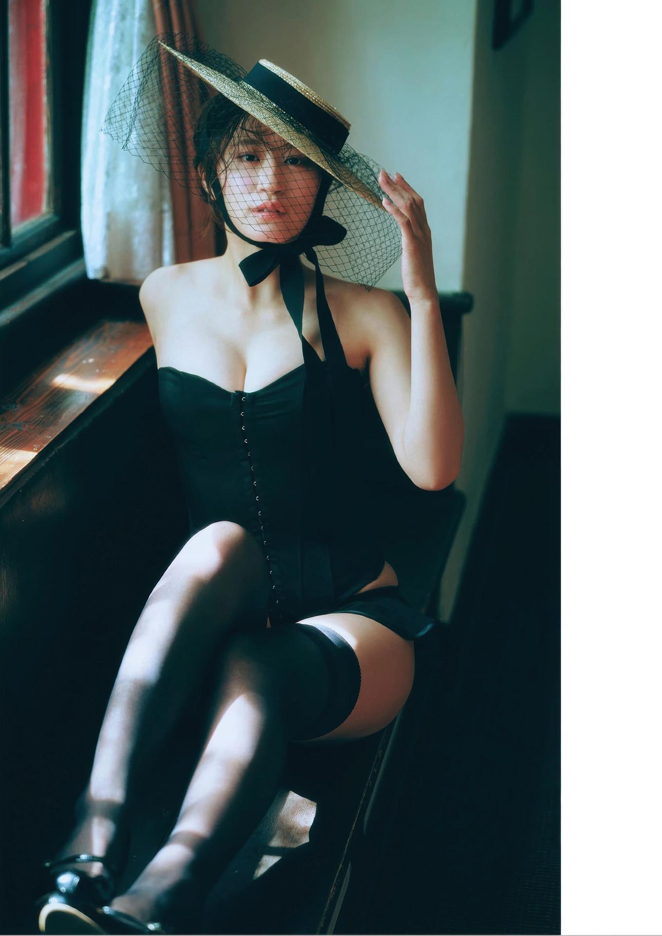 Rei Jonishi 上西怜, Weekly Playboy 2025 No.41 (週刊プレイボーイ 2025年41号)(16)