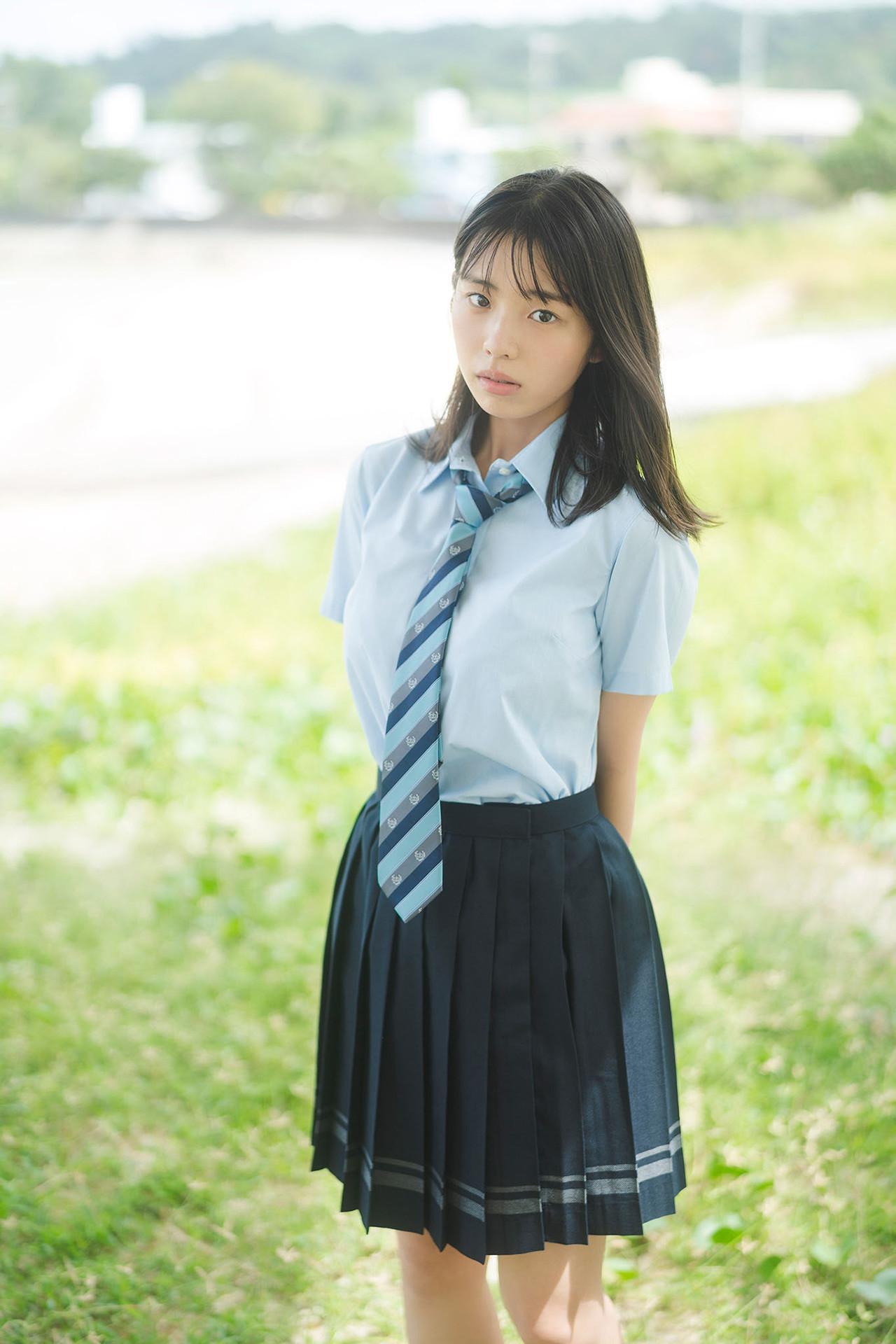 Hina Kikuchi 菊地姫奈, ヤンマガデジタル写真集 ＹＭ２０２２年４９号未公開カット Set.02(1)
