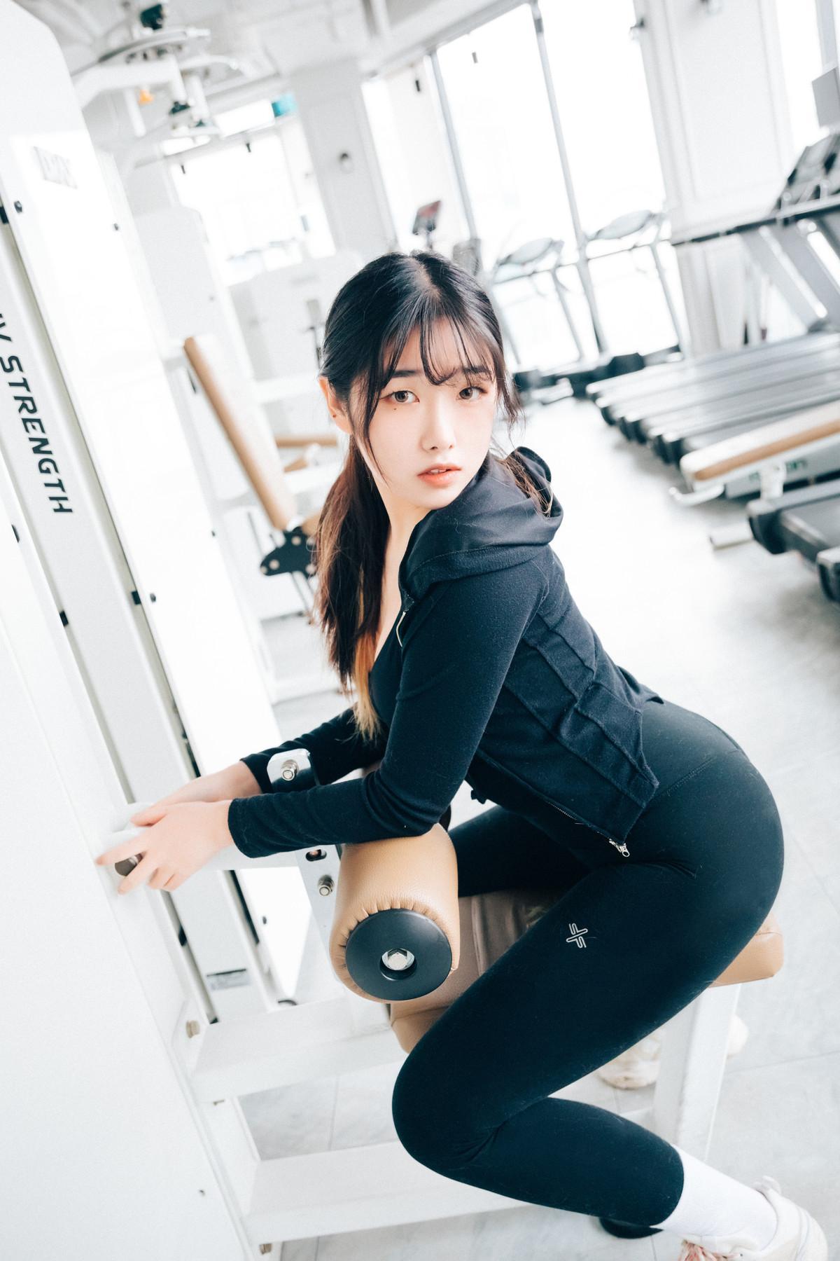 Sonson 손손, [Loozy] Personal Trainer Set.02(3)