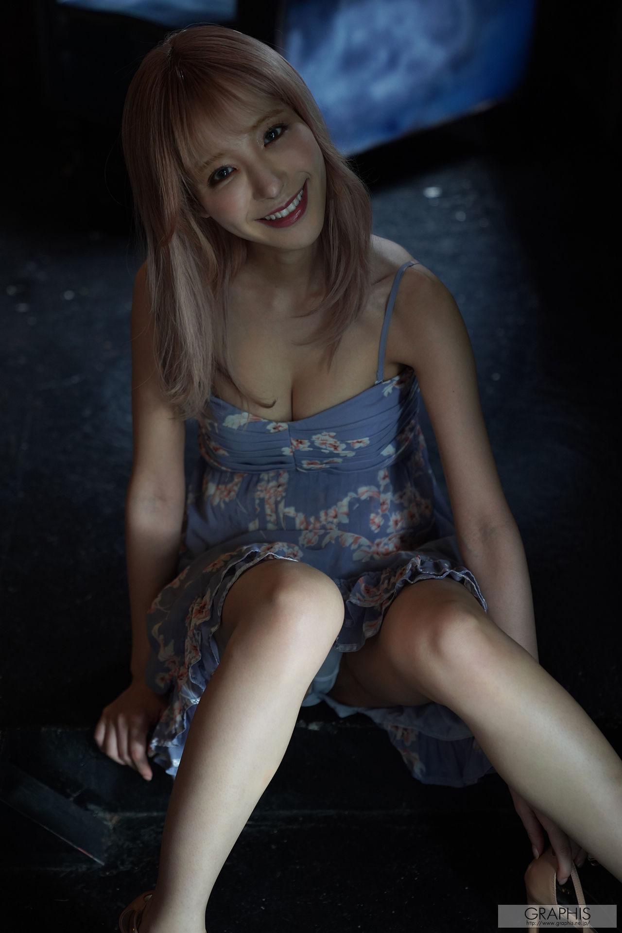 [Graphis] Special – 桃乃木かな(桃乃木香奈) – Change!(46)