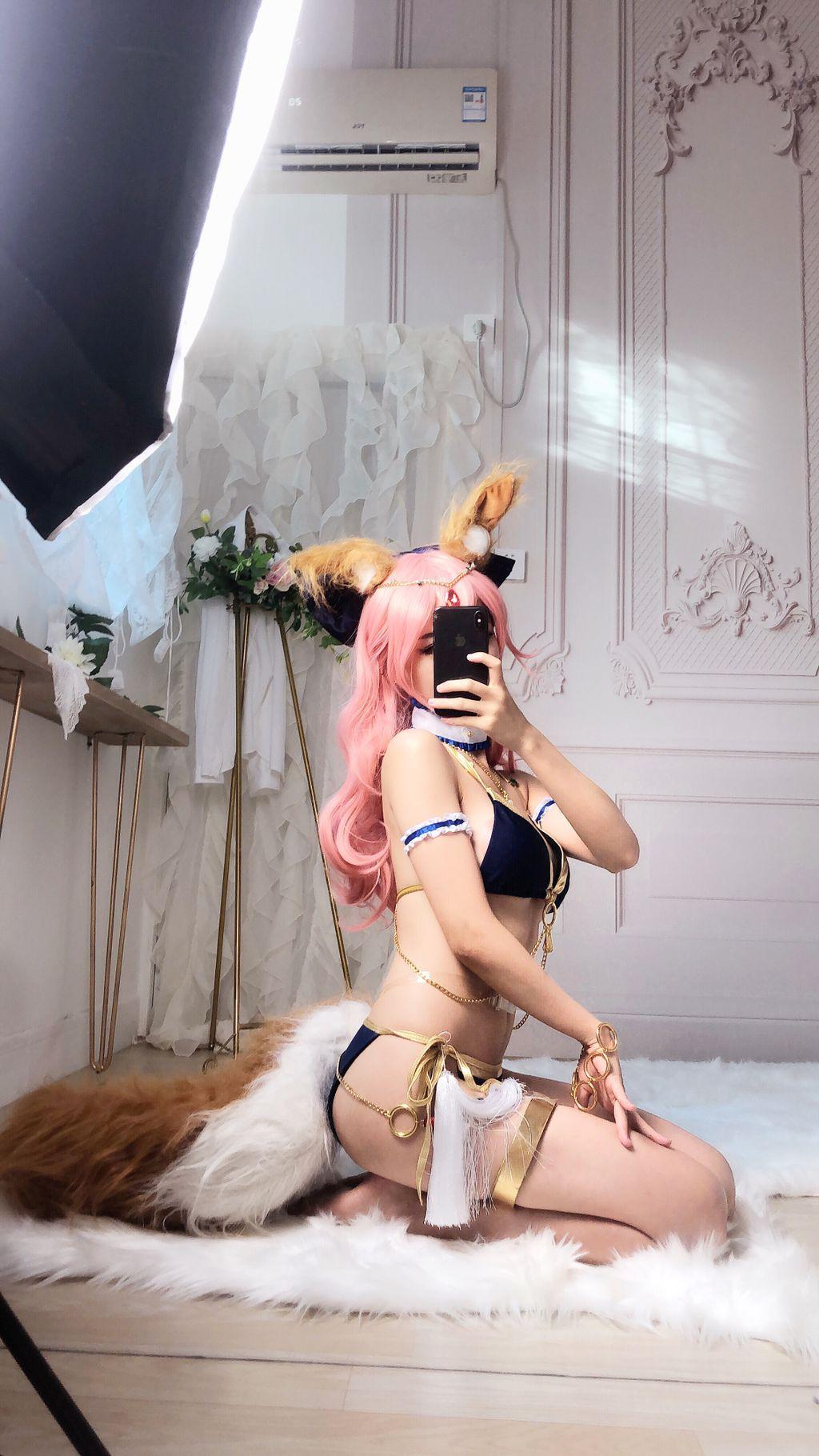 Coser @ 抖 娘 - 利 世: 玉 藻 前 舞娘 (37 photos)