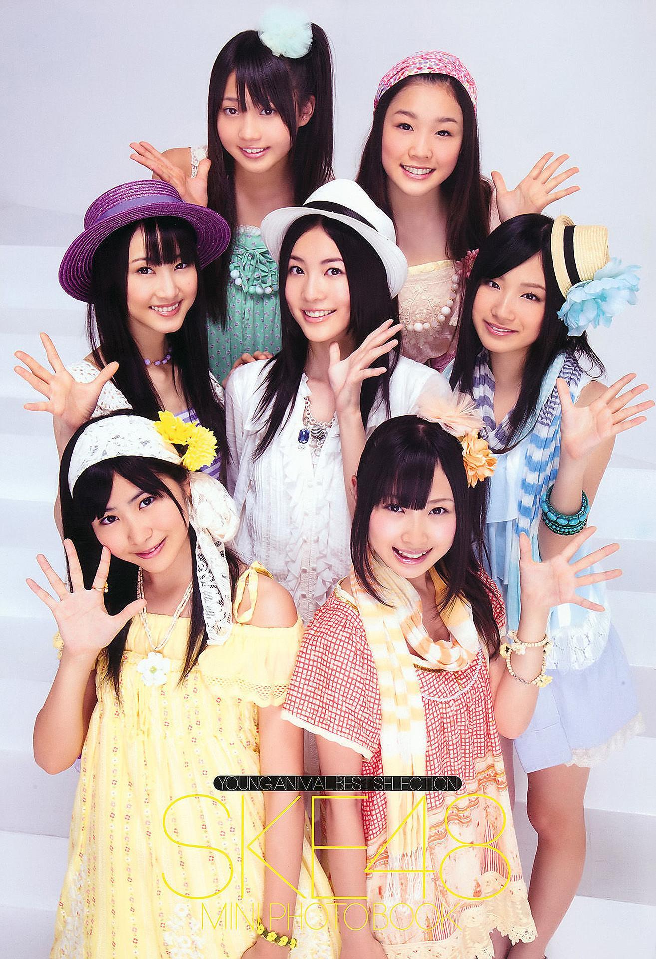 松井珠理奈・松井玲奈・高柳明音, Young Animal 2011 No.11 (ヤングアニマル 2011年11号)(12)