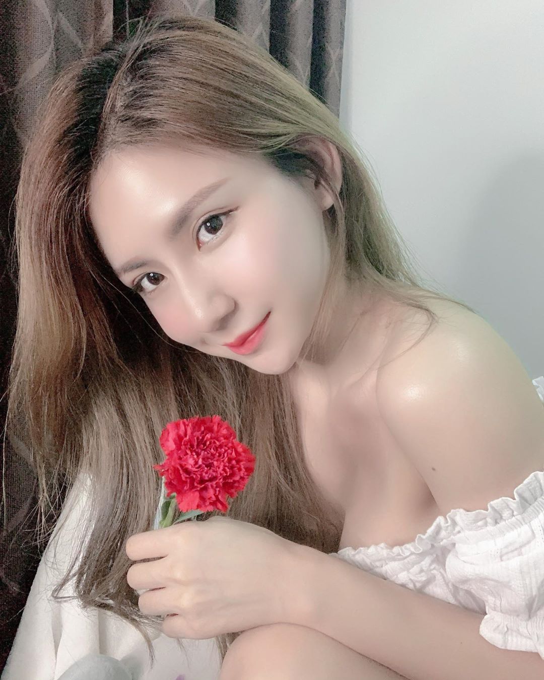 IG正妹—女册··姗 rZojT4mT o - IG正妹—女册··姗