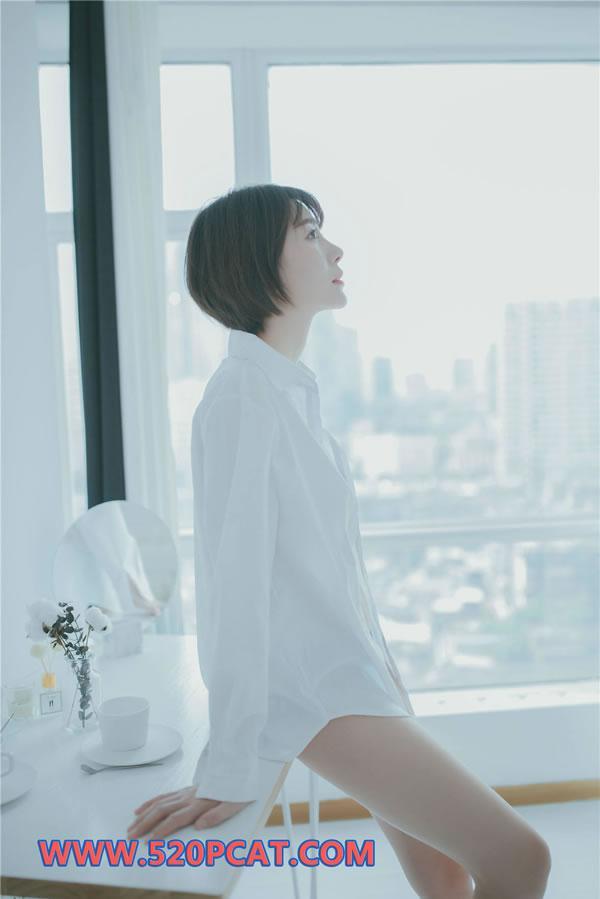 潘多拉NO.233期白衣美女半露私房写真(9)