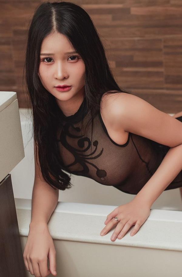 JVID美模Lisa薄紗也抵档不住我的坚挺露出套图(28)