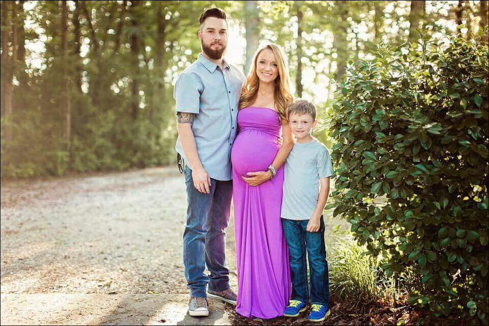 Maci Bookout and Taylor McKinney Have Some Maternity Photos Done