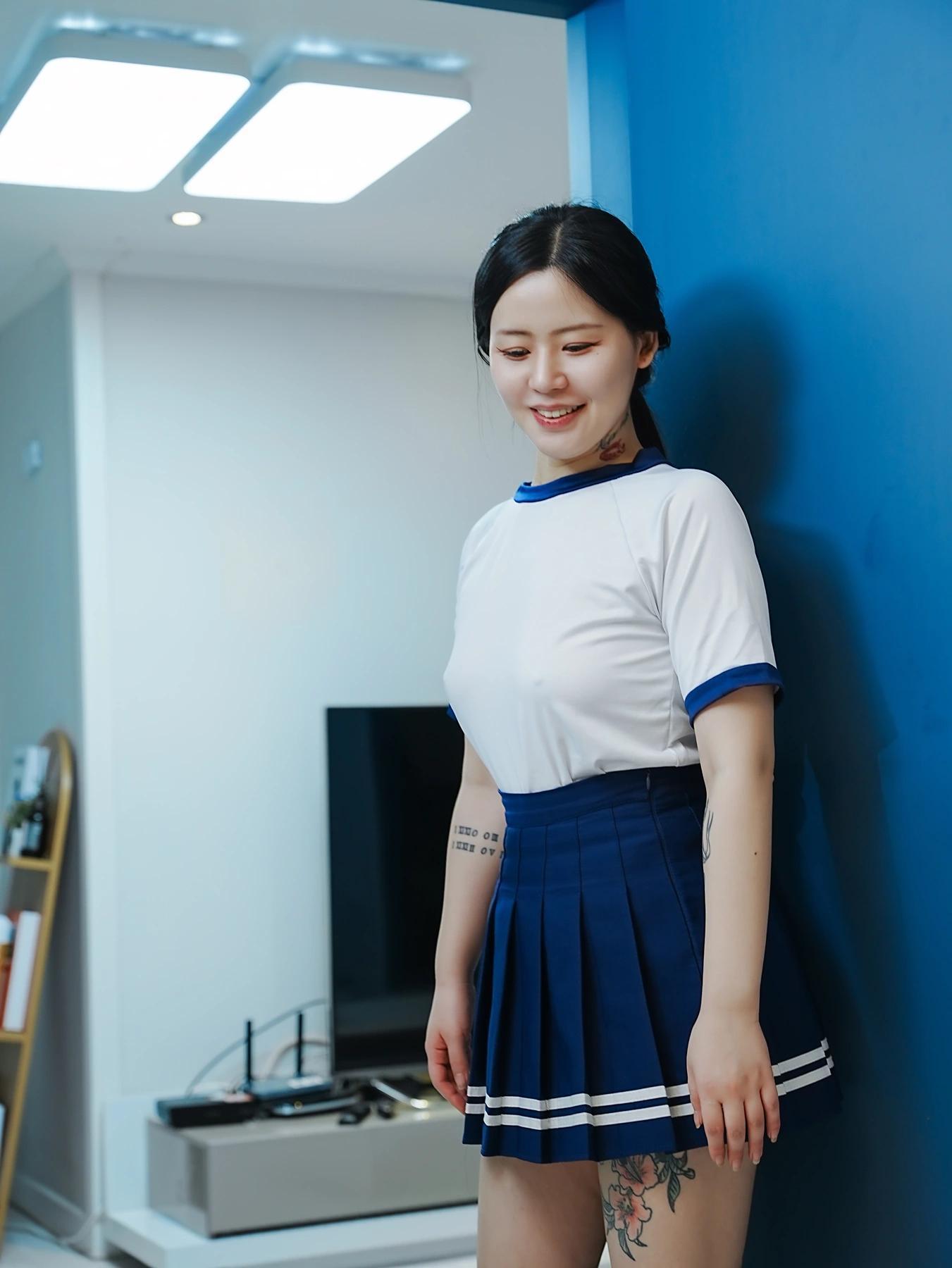 Choi Ri 최리, Photobook Vol.01 「Bloomers」 Set.01(8)