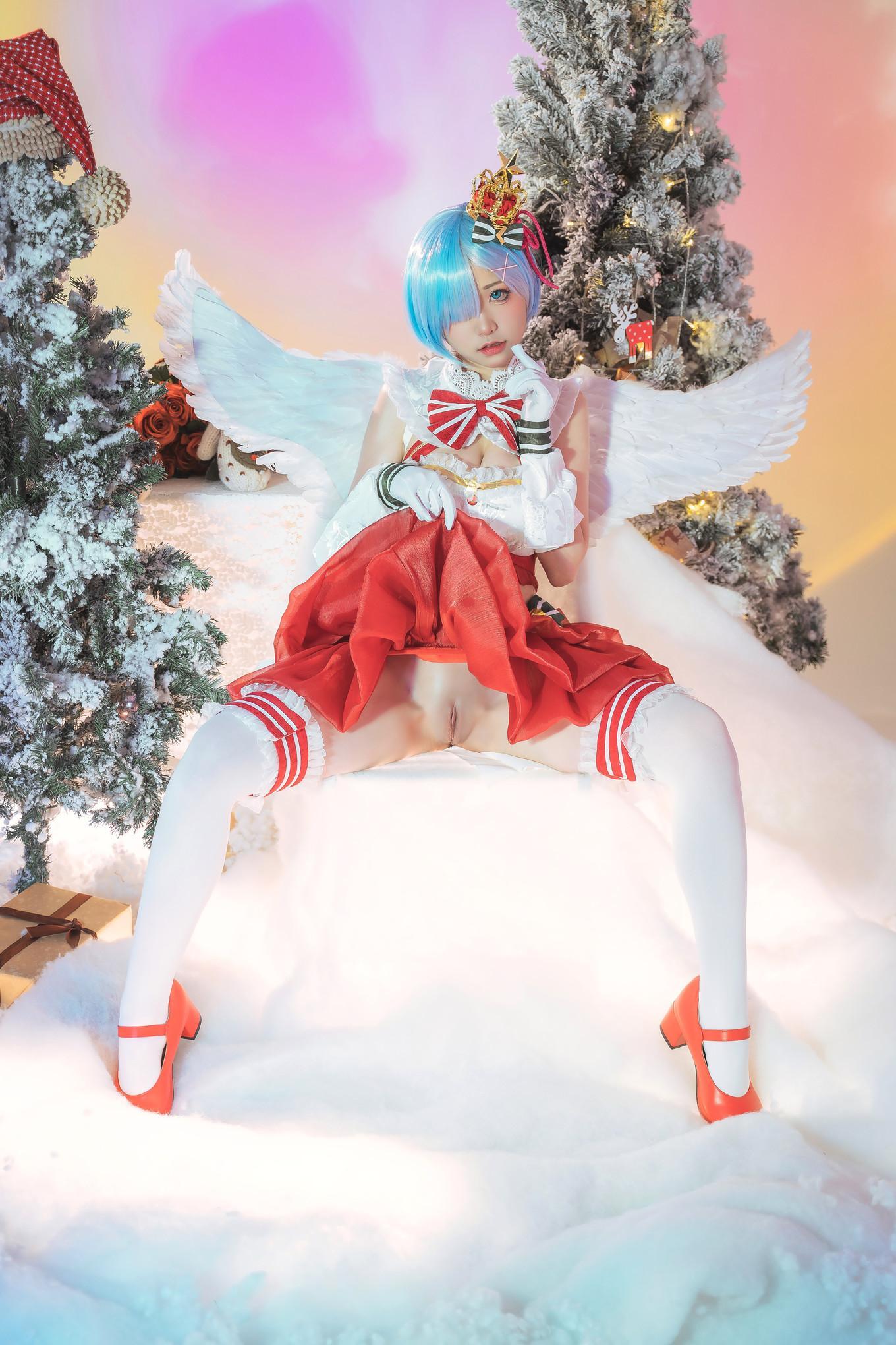 Nekokoyoshi 爆机少女喵小吉, 写真集 Christmas Begins(13)