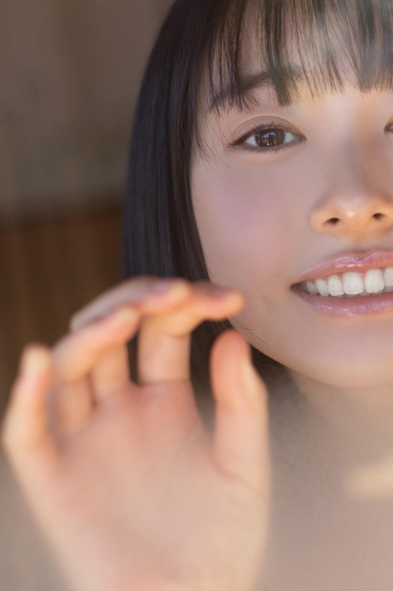 Miu Shirahama 白濱美兎, FRIDAYデジタル写真集 「ぎゅってして Vol.1」 Set.03(6)