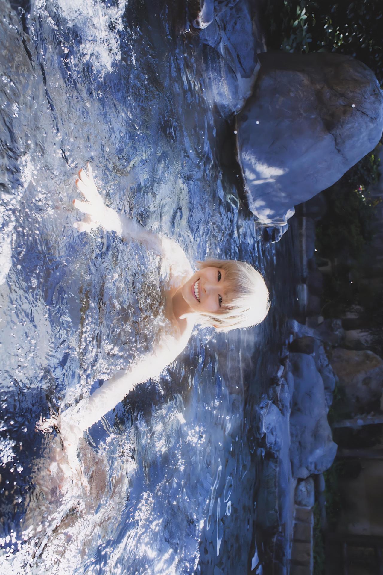 Moga Mogami 最上もが, 1st写真集 『MOGA』 Set.03(41)