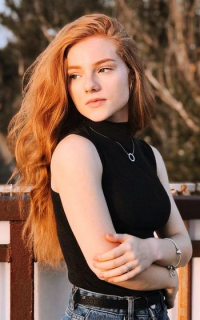 Julia Adamenko 5fkDPck0_o